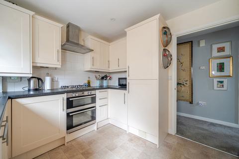 undefined, Stanley Close, Farnham, GU9