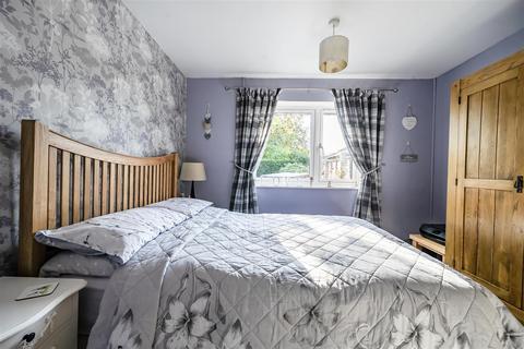 9 Martins Close, Bottlesford, Pewsey, SN9 6LP