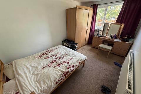4 bedroom terraced house to rent, Warwick Court, Loughborough LE11