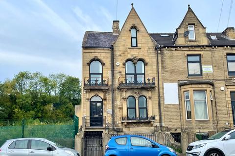 5 bedroom end of terrace house for sale, Hebble House, Bradford Road, Fartown Huddersfield