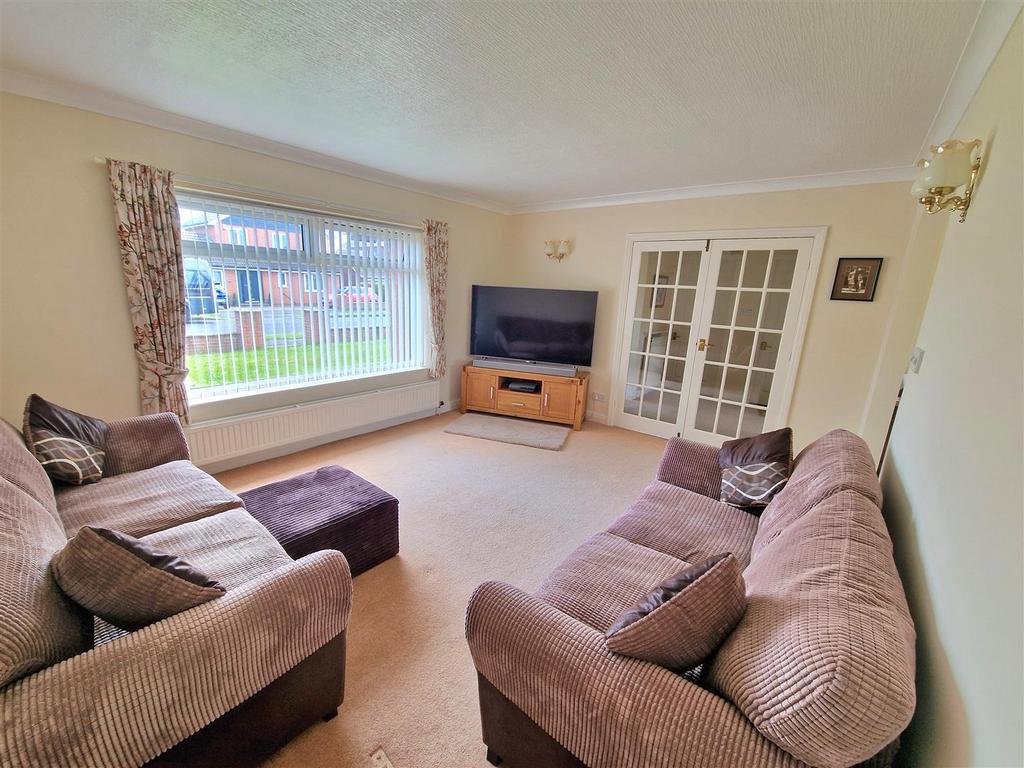 Lounge:
