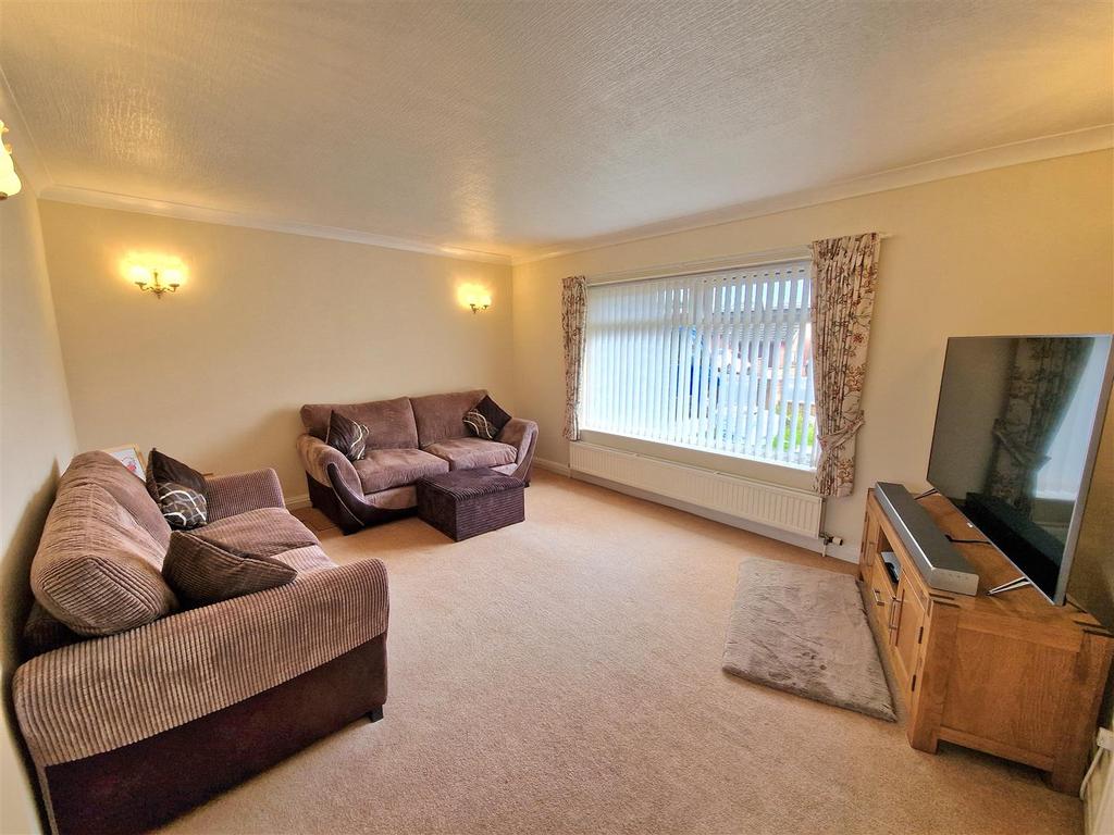 Lounge: