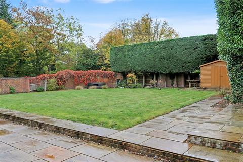 undefined, THE BEECHES, FETCHAM, KT22