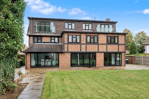 undefined, THE BEECHES, FETCHAM, KT22