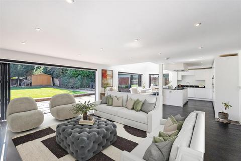 undefined, THE BEECHES, FETCHAM, KT22