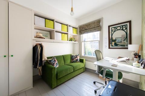 19 Kilravock Street, London, W10 4HX