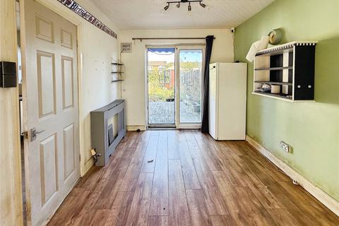 3 bedroom semi-detached house for sale, Lime Tree Avenue, Crewe, Cheshire, CW1
