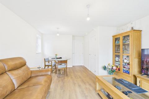3 bedroom terraced house for sale, Mooring Street, Aylesbury HP22
