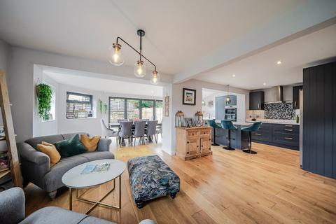 2 Crofters Green, Killinghall, Harrogate, HG3 2GY