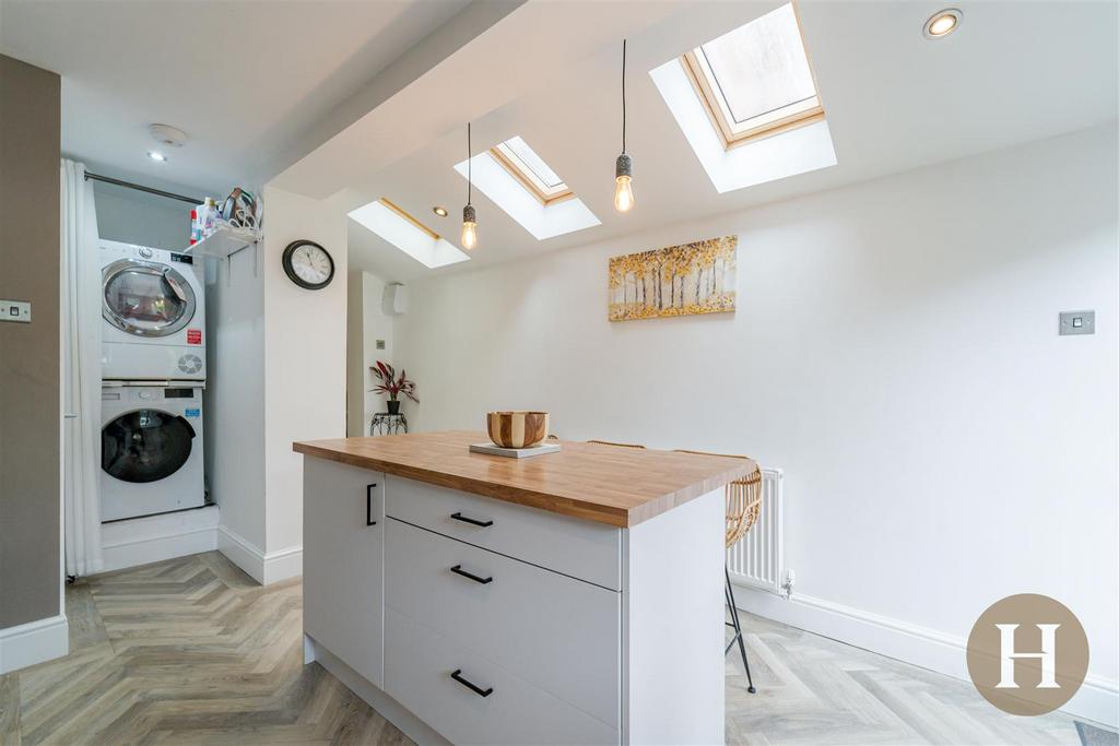 Hadleigh Estate Agents-14.jpg