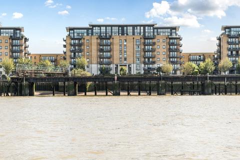 3 bedroom apartment for sale, Thistley Court, Glaisher Street, Deptford, London, SE8