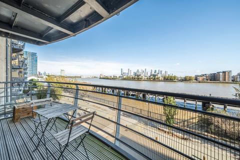 3 bedroom apartment for sale, Thistley Court, Glaisher Street, Deptford, London, SE8