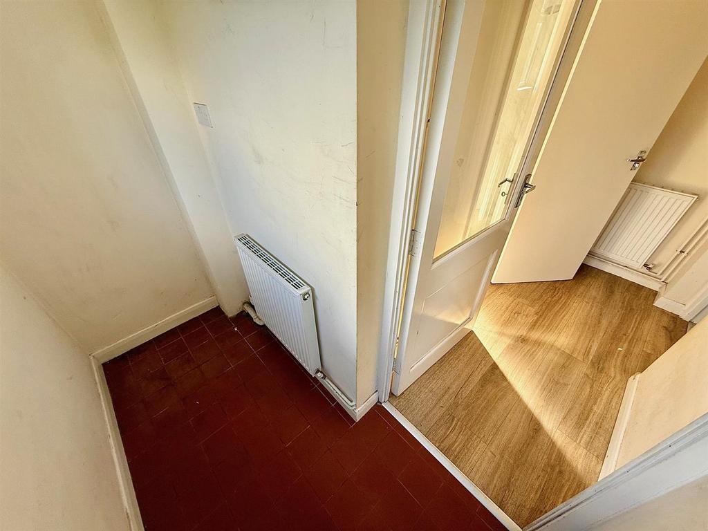 Rear Porch/Cloakroom