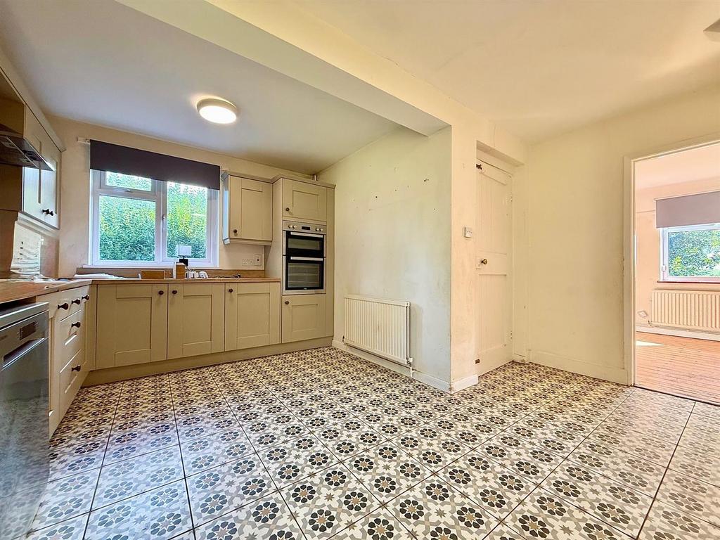 Kitchen/Breakfast Room