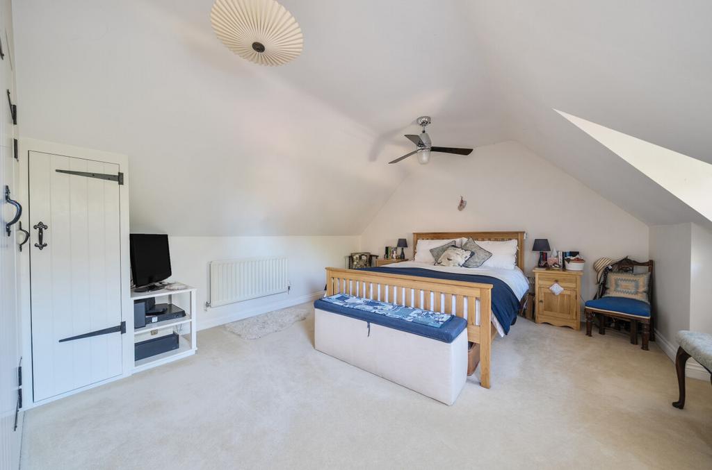 1355365-11-68cd46...