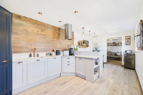 3 bedroom detached house for sale, Chesterfield S42