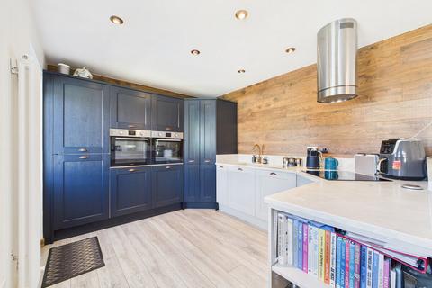 3 bedroom detached house for sale, Chesterfield S42
