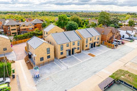 undefined, Grosvenor Road, Orsett, RM16