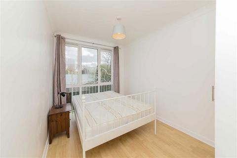 2 bedroom flat to rent, Ensign Street, London E1