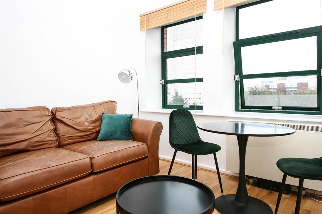Apartment in Birmingham - View 2