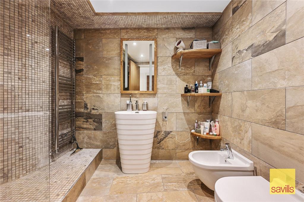 En Suite Shower