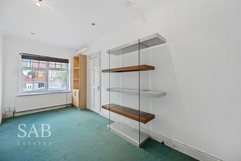 4 bedroom semi-detached house for sale, Orchard Gate, Greenford, UB6