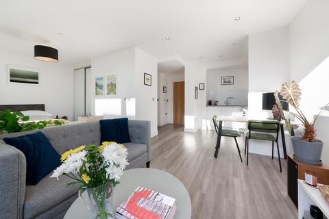 undefined, Wray Avenue, London, E16