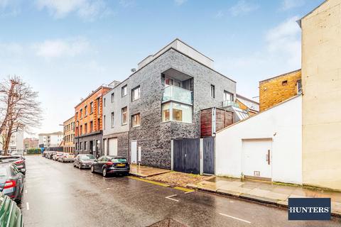 Flat 1, 2 Minerva Street, London, E2 9EH