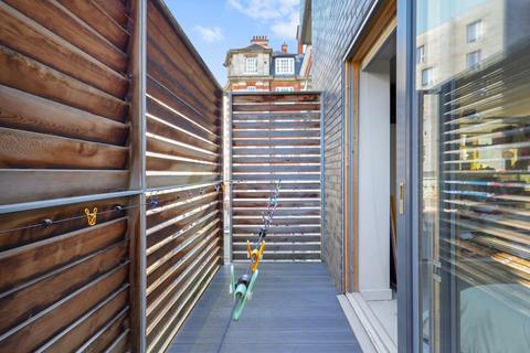 Flat 1, 2 Minerva Street, London, E2 9EH