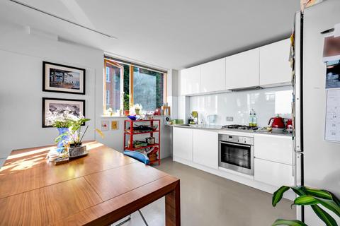 Flat 1, 2 Minerva Street, London, E2 9EH
