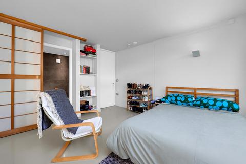 Flat 1, 2 Minerva Street, London, E2 9EH