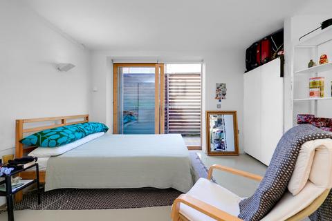 Flat 1, 2 Minerva Street, London, E2 9EH