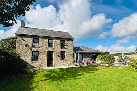 4 bedroom detached house for sale, Penffordd, Llanwenog , SA40
