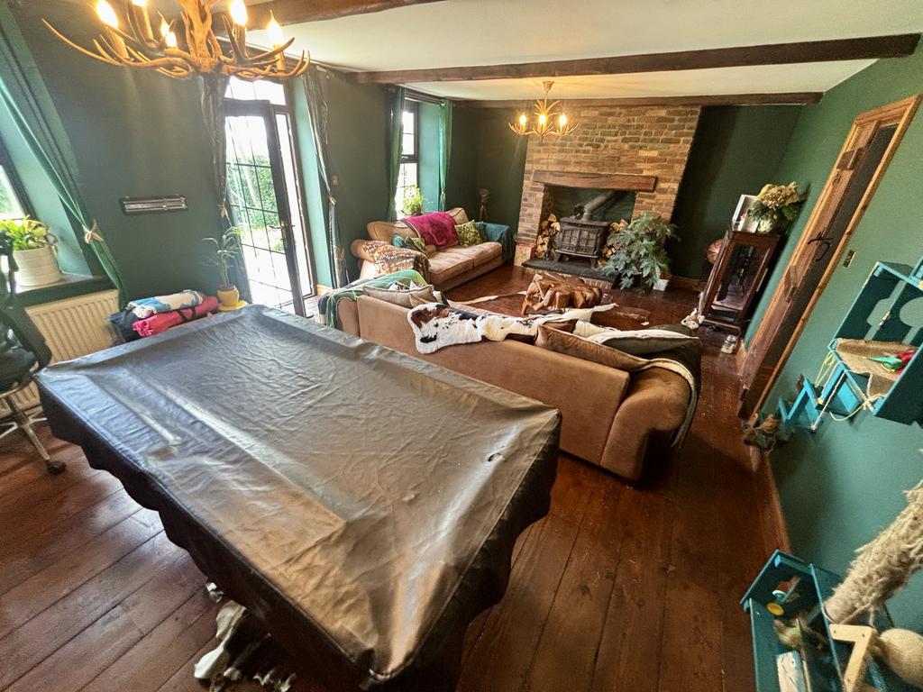 Living room (second image)