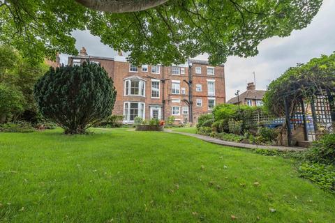3 bedroom flat for sale, 22 St. Stephens Road, Canterbury, CT2
