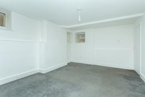 3 bedroom flat for sale, 22 St. Stephens Road, Canterbury, CT2