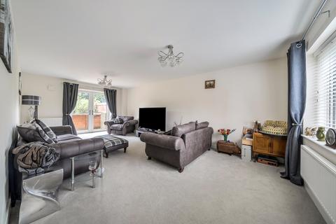 4 bedroom detached house for sale, Jupiter Close, Swindon, SN26