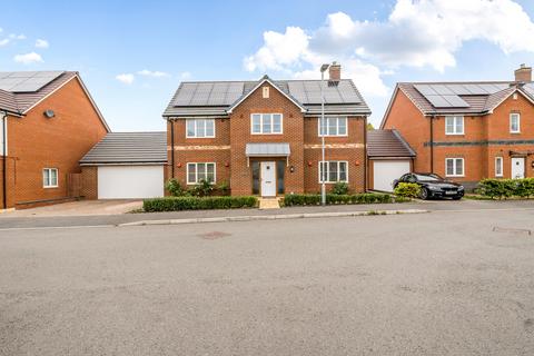 4 bedroom detached house for sale, Jupiter Close, Swindon, SN26