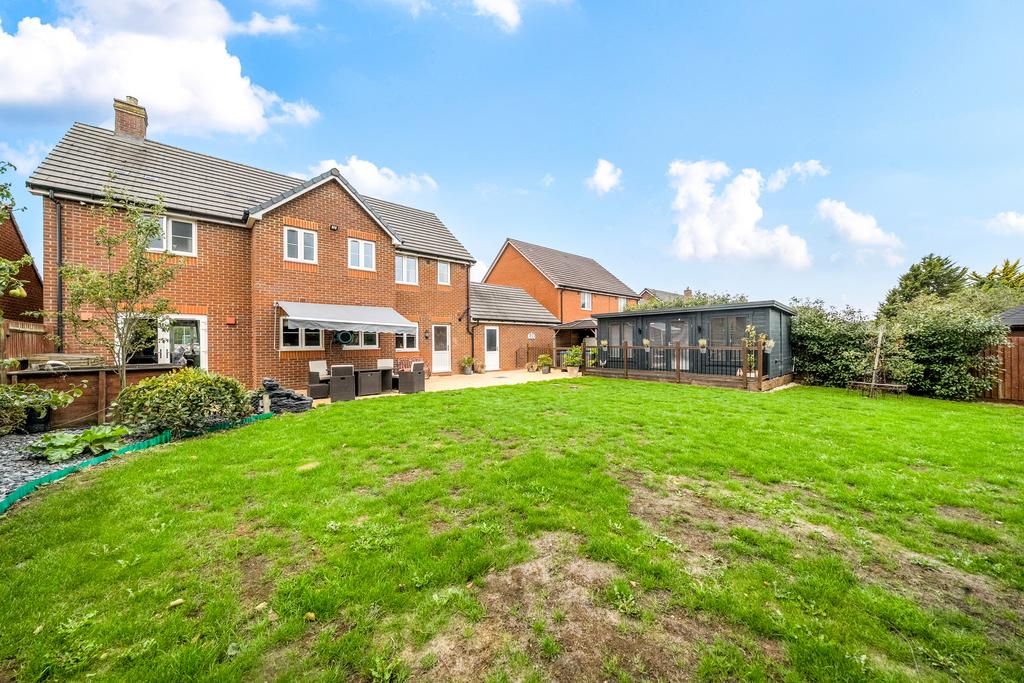 1354261668cbcc6d4085d