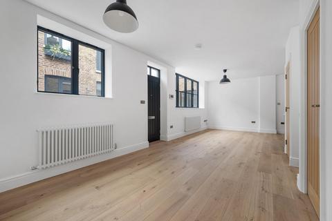 undefined, Brixtow Mews, SW2