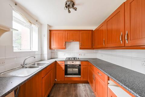 2 bedroom flat for sale, Albatross Close, E6, Beckton, London, E6