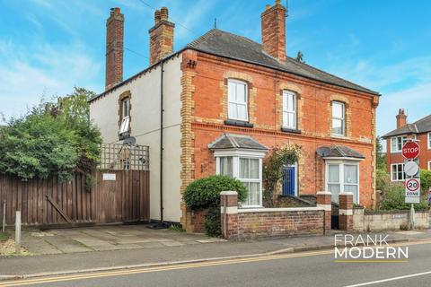 West Road, Oakham, LE15