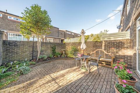 undefined, Deventer Crescent, London SE22