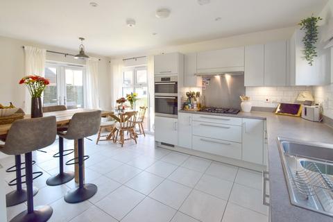 4 bedroom detached house for sale, Burners Walk, Wouldham, Rochester, ME1
