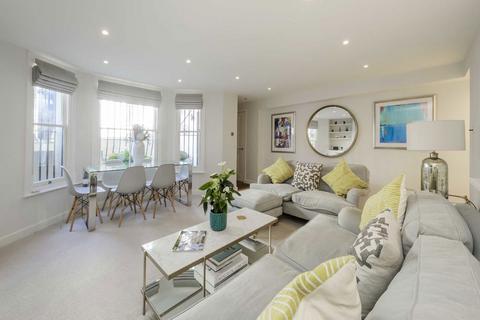Westbourne Park Road, London W11