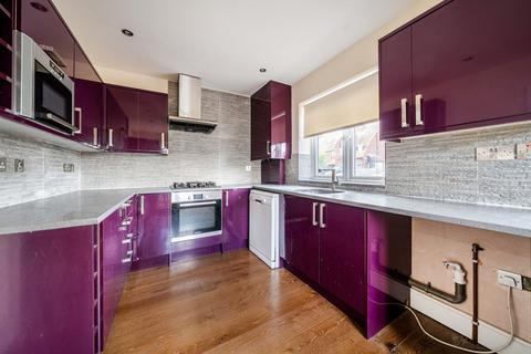 3 bedroom semi-detached house for sale, Grayne Avenue, Isle of Grain, Rochester