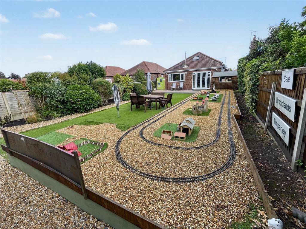 Gardens 4