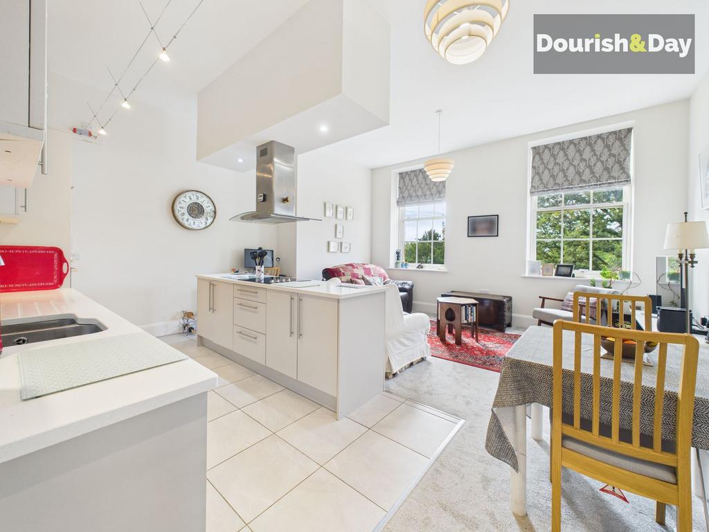 Open Plan Kitchen / Living Diner