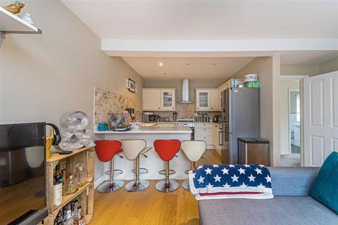 undefined, Elmtree Road, Teddington TW11