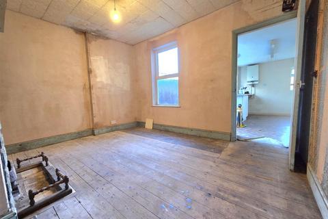 2 bedroom terraced house for sale, Sidney Street, Gloucester